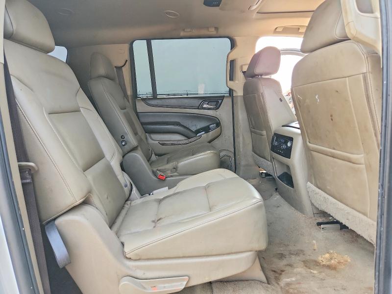 Photo 11 from auction – 2019 CHEVROLET SUBURBAN with VIN 1GNSKHKC4KR217064