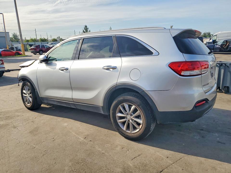 Photo 2 from auction – 2018 KIA SORENTO with VIN 5XYPG4A36JG362100