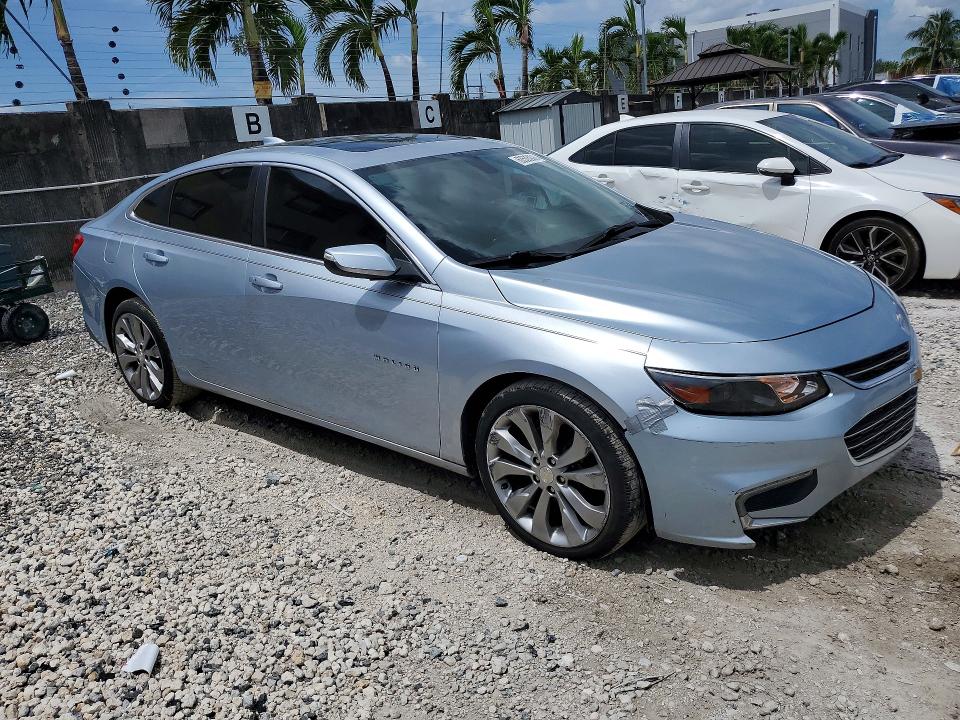 Photo 4 from auction – 2018 CHEVROLET MALIBU with VIN 1G1ZD5ST4JF143573