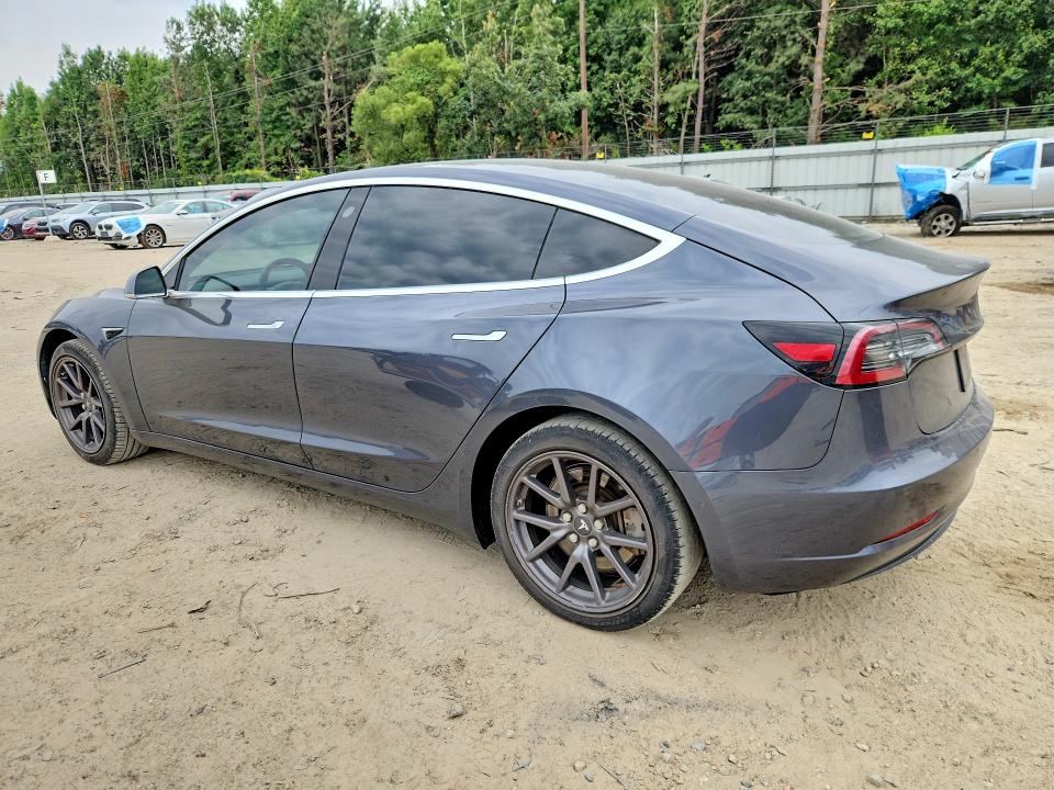 Photo 2 from auction – 2019 TESLA MODEL 3 with VIN 5YJ3E1EAXKF313552