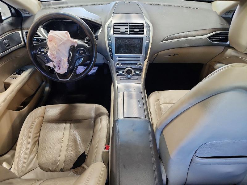 Photo 8 from auction – 2017 LINCOLN MKZ with VIN 3LN6L5F99HR634905