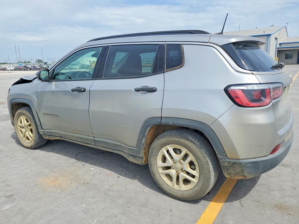 Photo 2 from auction – 2019 JEEP COMPASS with VIN 3C4NJCAB0KT700031