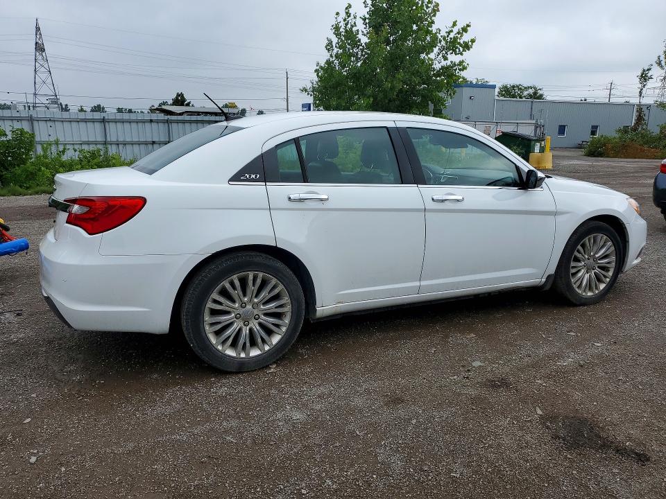 Photo 3 from auction – 2013 CHRYSLER 200 with VIN 1C3CCBCB4DN633207