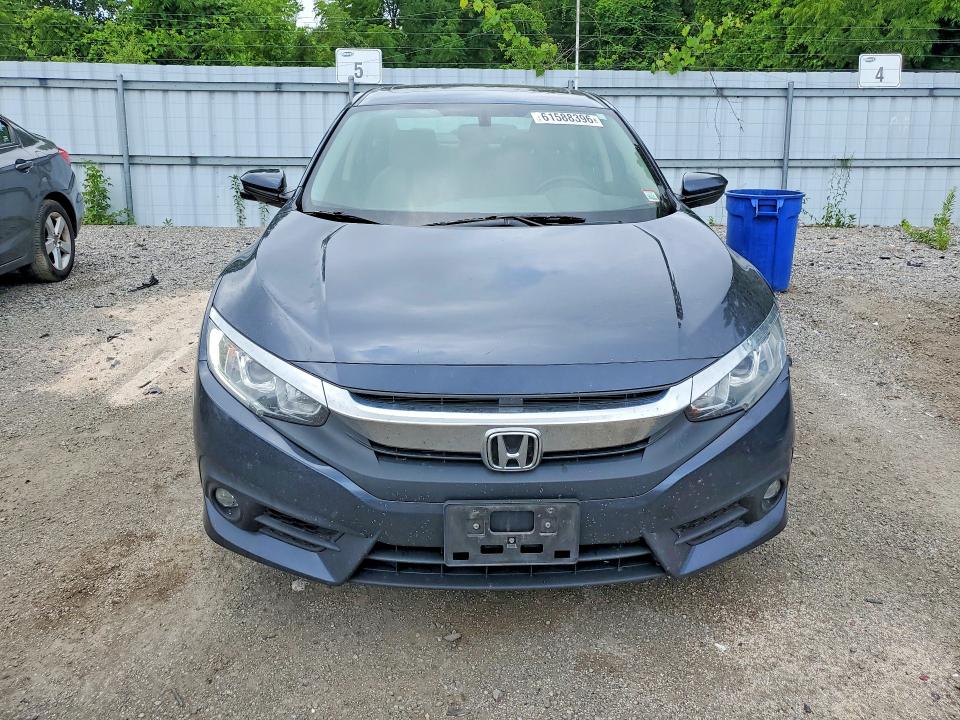 Photo 5 from auction – 2018 HONDA CIVIC with VIN JHMFC1F72JX031253