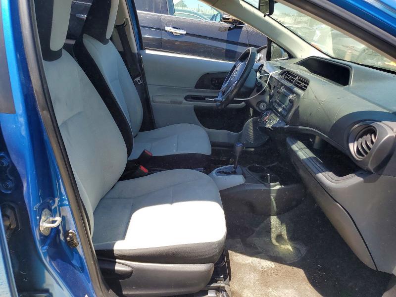 Photo 7 from auction – 2013 TOYOTA PRIUS C with VIN JTDKDTB3XD1540459