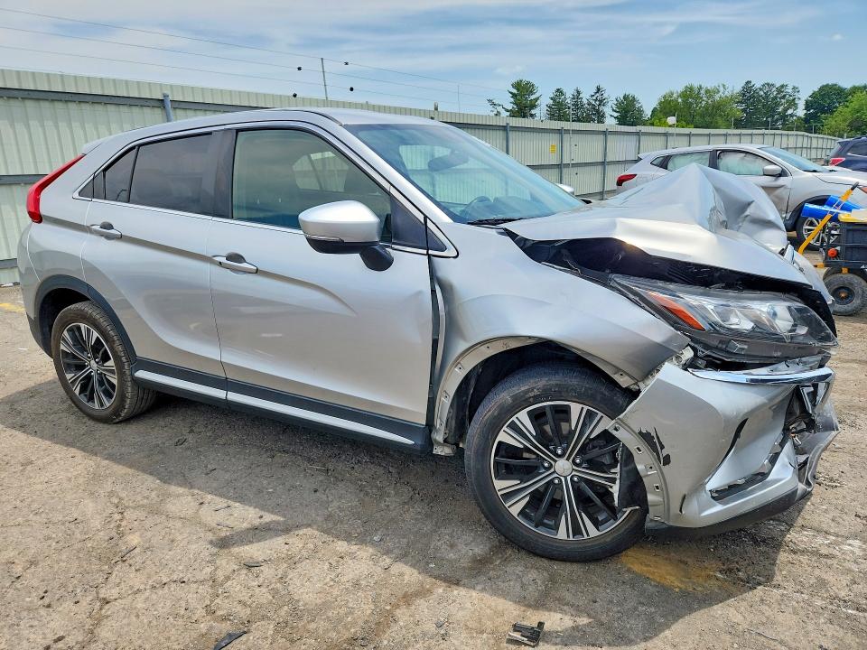 Photo 4 from auction – 2019 MITSUBISHI ECLIPSE CROSS with VIN JA4AT5AA6KZ047901