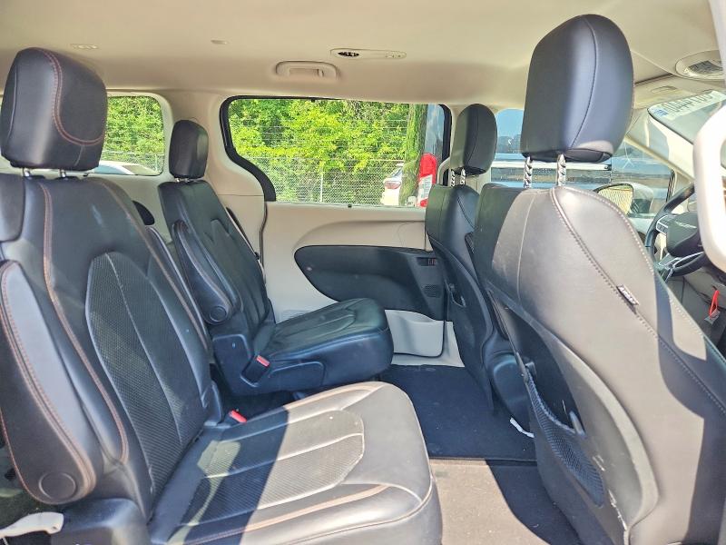 Zdjęcie 11 z aukcji – 2018 CHRYSLER PACIFICA z VIN 2C4RC1BG2JR152030