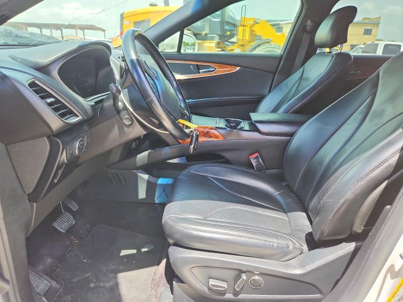 Photo 7 from auction – 2016 LINCOLN MKX with VIN 2LMTJ6LR7GBL53965