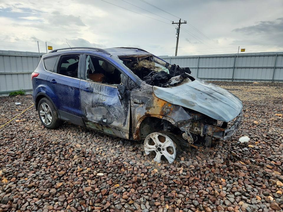 Photo 4 from auction – 2016 FORD ESCAPE with VIN 1FMCU9GX9GUB89254