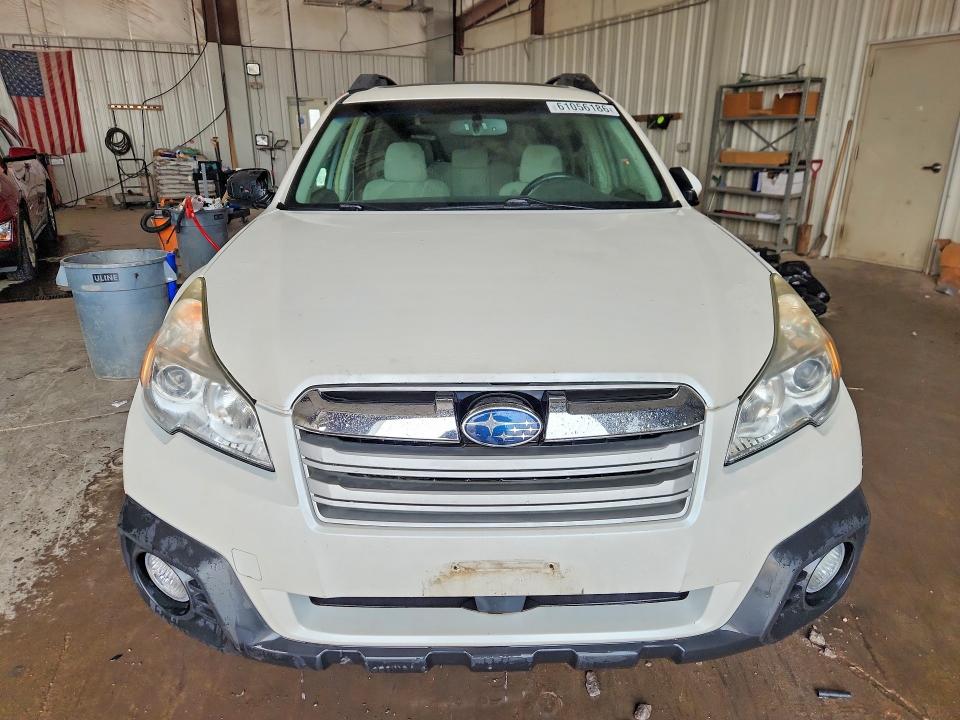 Photo 5 from auction – 2014 SUBARU OUTBACK with VIN 4S4BRCDC1E3295003