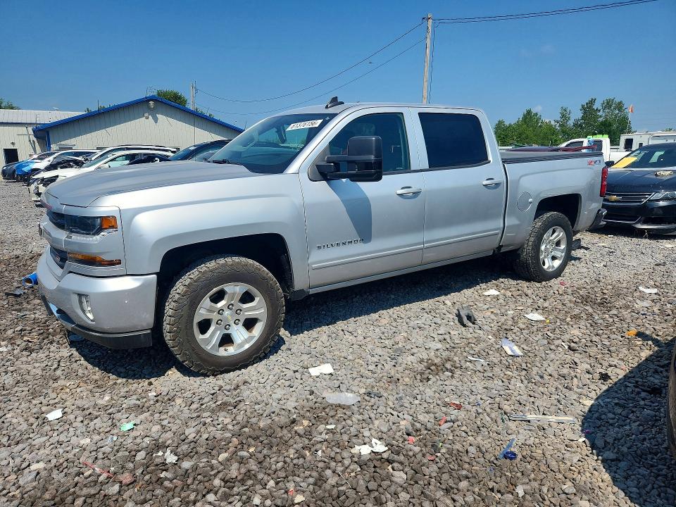 CHEVROLET SILVERADO 2017 with VIN 3GCUKREC1HG321524 - Photo from auction