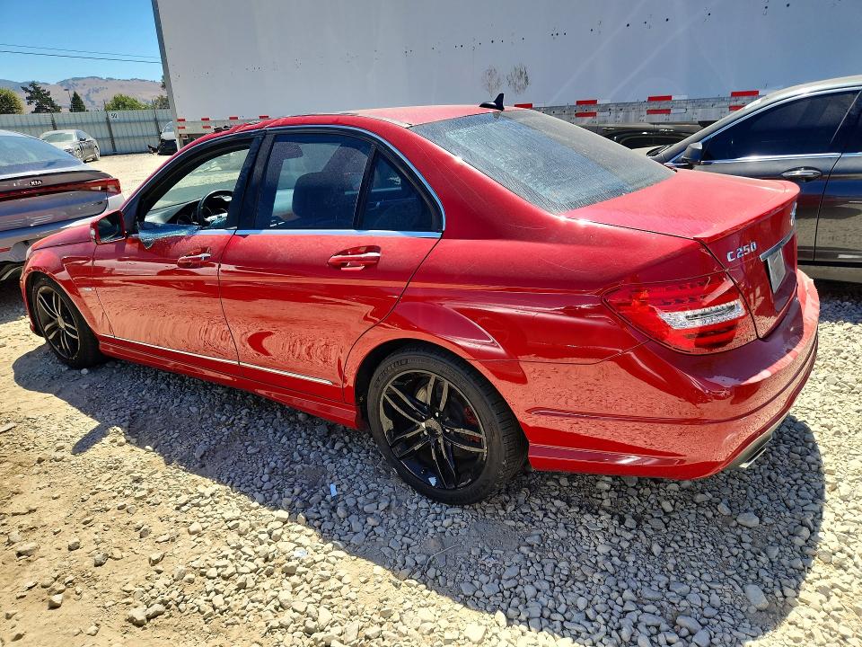 Photo 2 from auction – 2012 MERCEDES-BENZ C with VIN WDDGF4HB7CR203418