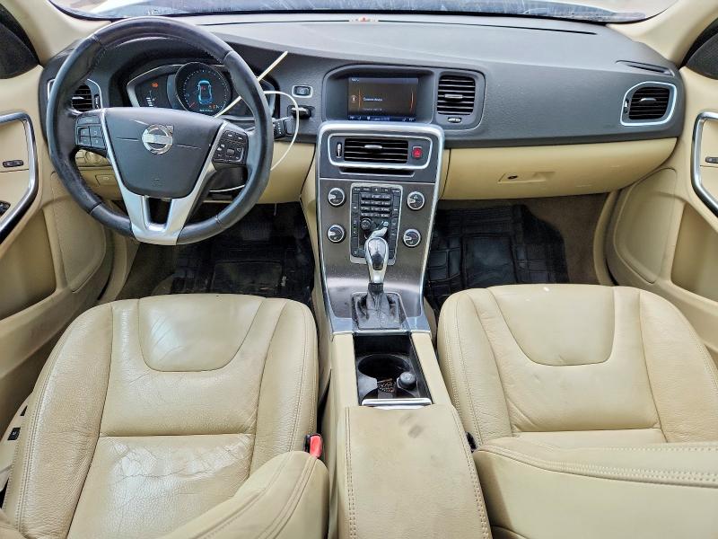Photo 8 from auction – 2014 VOLVO S60 with VIN YV1612FS1E2277550