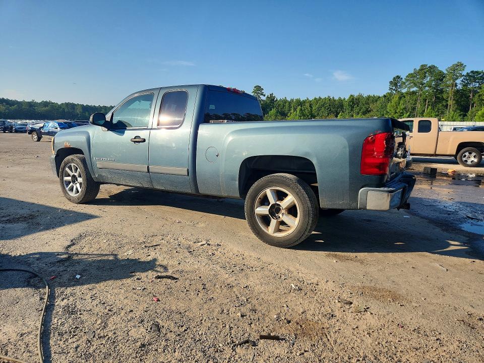 Photo 2 from auction – 2007 CHEVROLET 1500 CLASSIC with VIN 1GCEC19C27Z610391