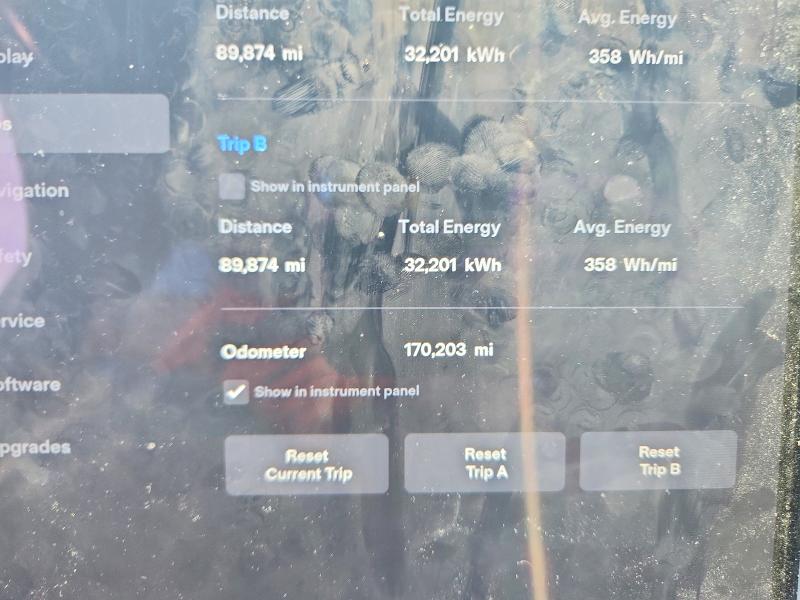 Photo 9 from auction – 2016 TESLA MODEL X with VIN 5YJXCAE47GFS00618