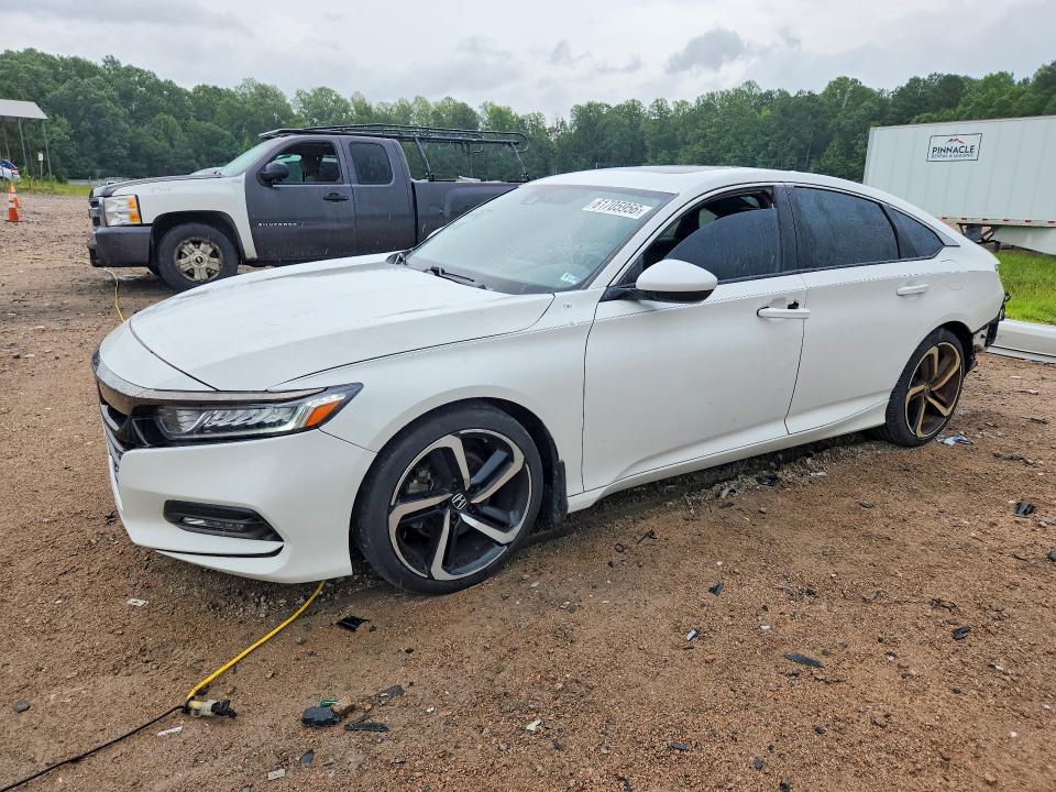 HONDA ACCORD 2018 with VIN 1HGCV2F36JA036266 - Photo from auction