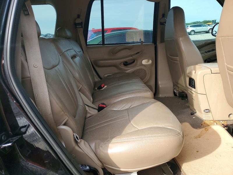 Photo 11 from auction – 2002 FORD EXPEDITION with VIN 1FMRU15W92LA14071