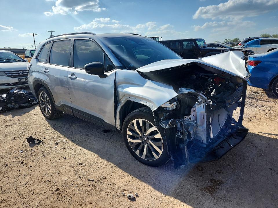 Photo 4 from auction – 2025 SUBARU FORESTER with VIN JF2SLDTCXSH462858