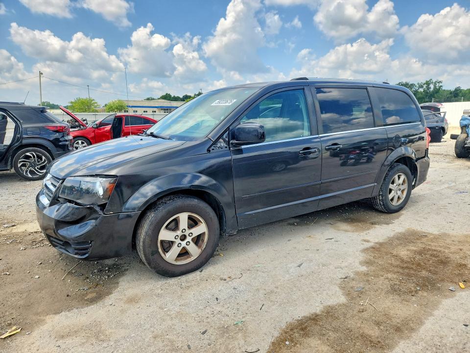 DODGE GRAND CARAVAN 2011 with VIN 2D4RN5DG4BR693700 - Photo from auction