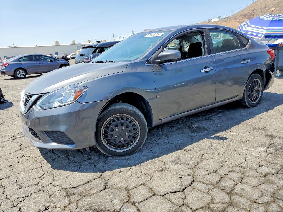 NISSAN SENTRA 2017 with VIN 3N1AB7AP1HL715180 - Photo from auction