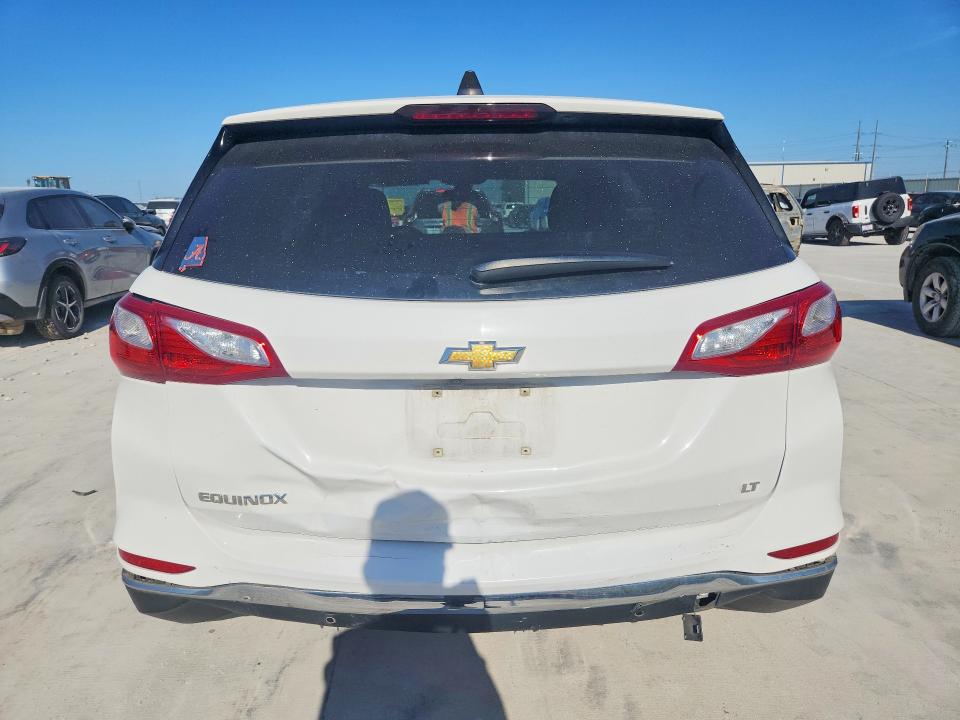 Photo 6 from auction – 2020 CHEVROLET EQUINOX with VIN 3GNAXKEV7LS683061