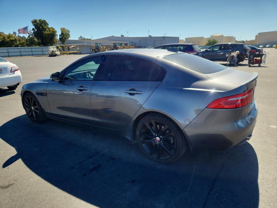 Photo 2 from auction – 2017 JAGUAR XE with VIN SAJAE4BV6HA957164