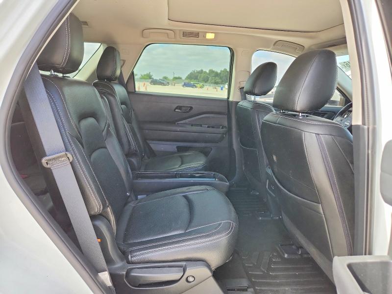 Photo 10 from auction – 2023 NISSAN PATHFINDER with VIN 5N1DR3BB4PC271266