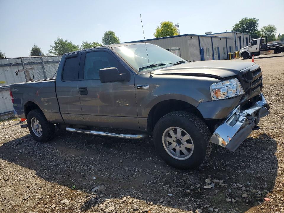 Photo 4 from auction – 2004 FORD F150 with VIN 1FTPX14524NC33764