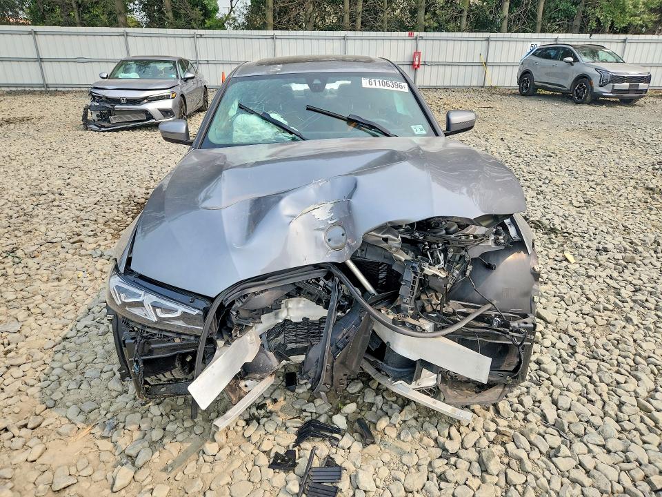 Photo 5 from auction – 2023 BMW 330XI with VIN 3MW89FF08P8D21462
