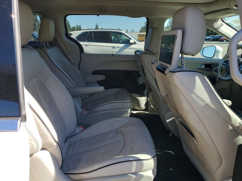 Photo 10 from auction – 2018 CHRYSLER PACIFICA with VIN 2C4RC1N75JR359233