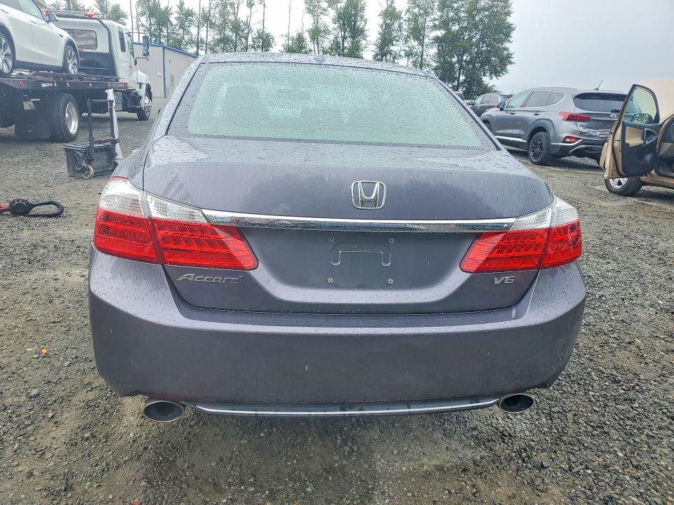 Photo 6 from auction – 2014 HONDA ACCORD with VIN 1HGCR3F87EA013347