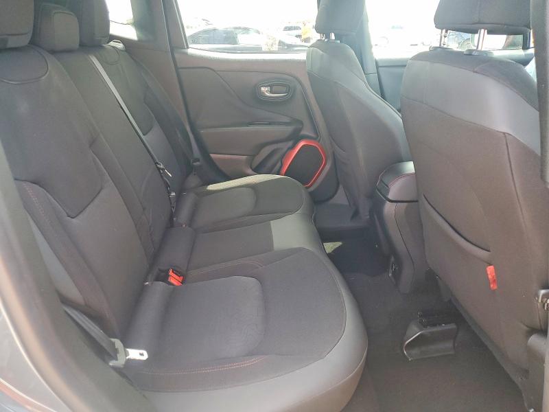 Photo 11 from auction – 2016 JEEP RENEGADE with VIN ZACCJBCTXGPC92093