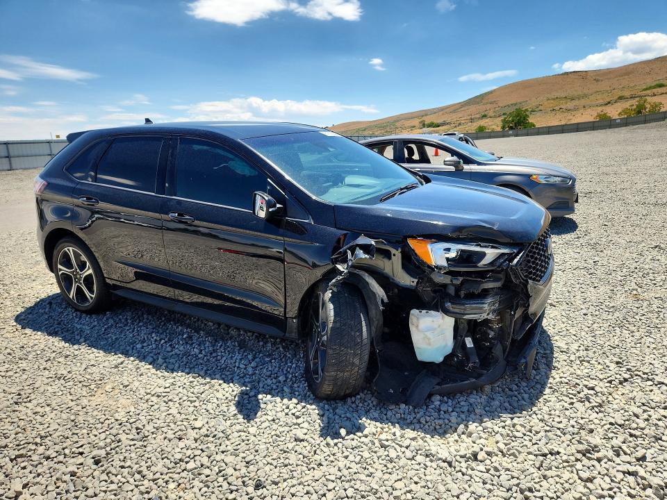 Photo 4 from auction – 2021 FORD EDGE with VIN 2FMPK4AP1MBA56119