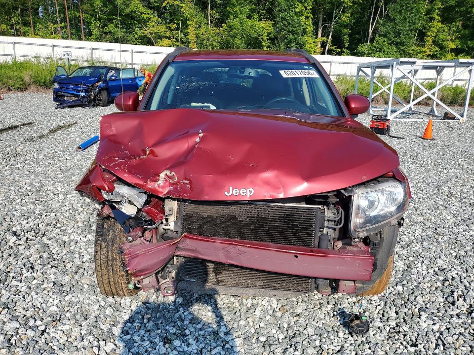 Photo 5 from auction – 2017 JEEP COMPASS with VIN 1C4NJCEB7HD160301