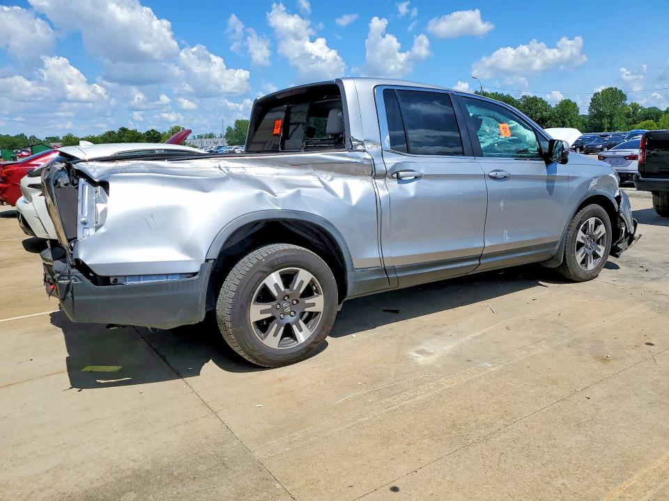 Photo 3 from auction – 2019 HONDA RIDGELINE with VIN 5FPYK2F68KB000599