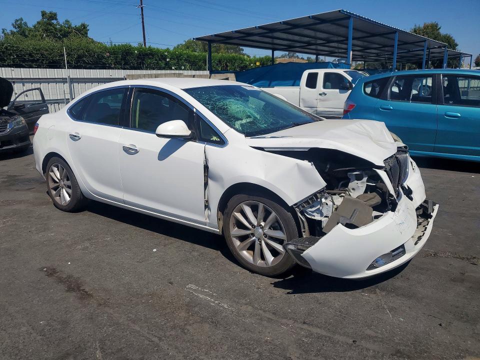 Photo 4 from auction – 2014 BUICK VERANO with VIN 1G4PR5SK5E4233710
