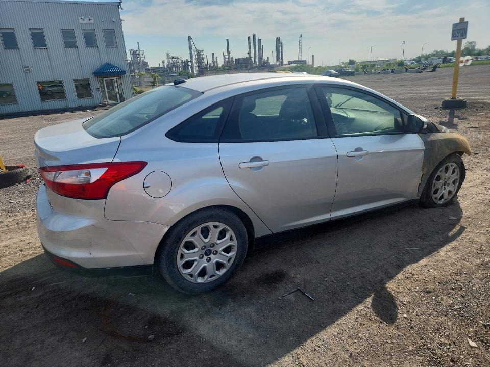 Photo 3 from auction – 2013 FORD FOCUS with VIN 1FADP3F27DL238204