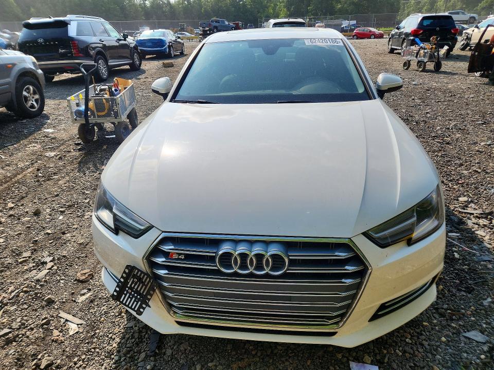 Photo 5 from auction – 2017 AUDI A4 with VIN WAUGMAF49HA176647