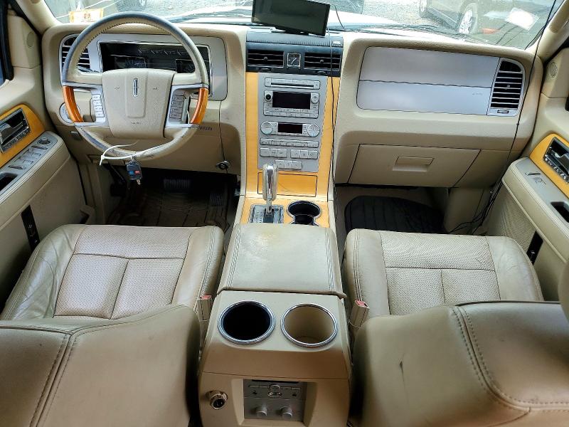 Photo 8 from auction – 2008 LINCOLN NAVIGATOR with VIN 5LMFU28528LJ06107