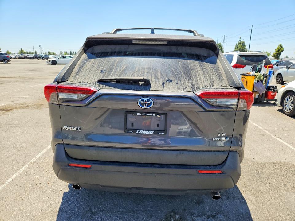 Photo 6 from auction – 2019 TOYOTA RAV4 with VIN JTMLWRFVXKD033120