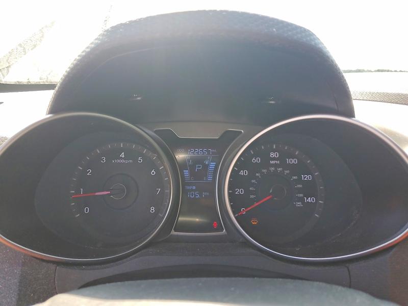 Photo 9 from auction – 2014 HYUNDAI VELOSTER with VIN KMHTC6AD0EU210781