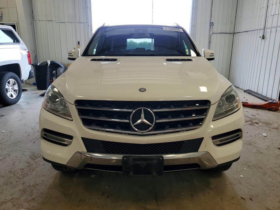 Photo 5 from auction – 2015 MERCEDES-BENZ ML with VIN 4JGDA5HB9FA611970
