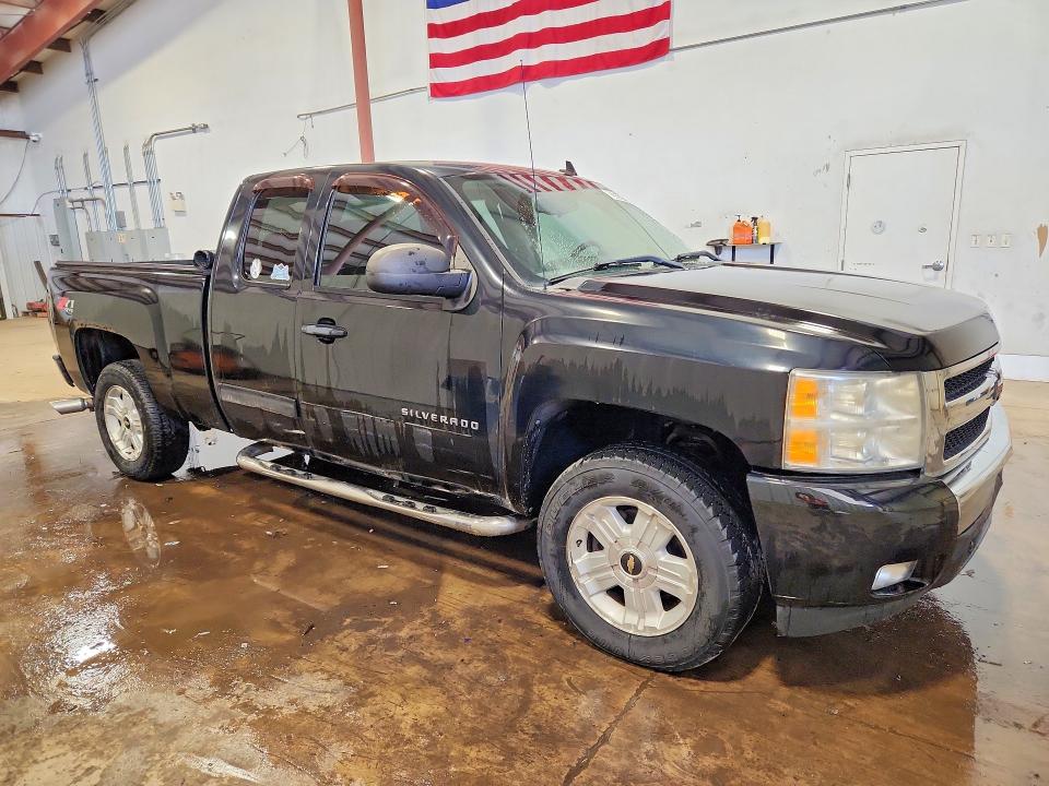 Photo 4 from auction – 2011 CHEVROLET SILVERADO with VIN 1GCRKSE37BZ253671