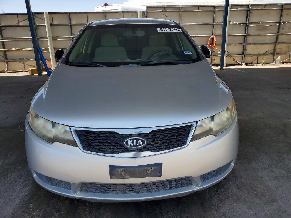 Photo 5 from auction – 2013 KIA FORTE with VIN KNAFU4A23D5730206