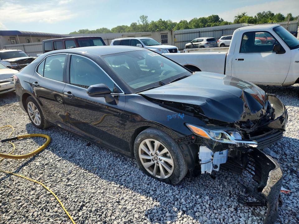 Photo 4 from auction – 2023 TOYOTA CAMRY with VIN 4T1C11AK7PU155451