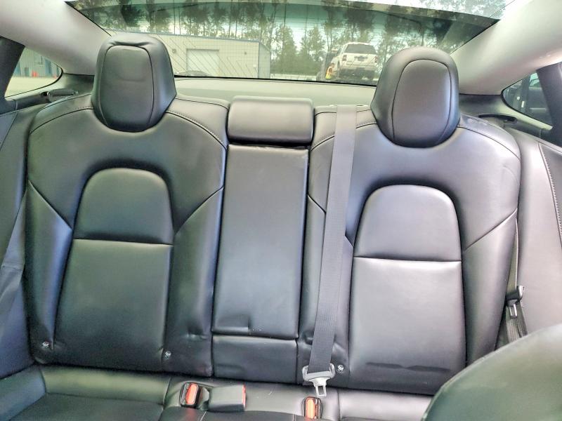 Photo 10 from auction – 2018 TESLA MODEL 3 with VIN 5YJ3E1EA6JF160330