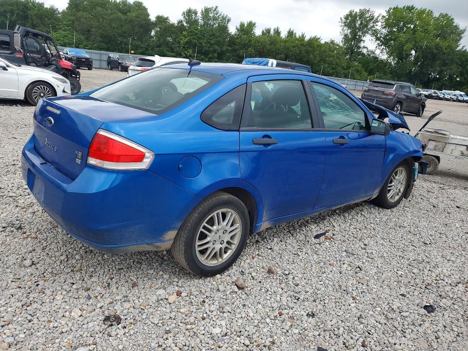 Photo 3 from auction – 2010 FORD FOCUS with VIN 1FAHP3FN7AW214863
