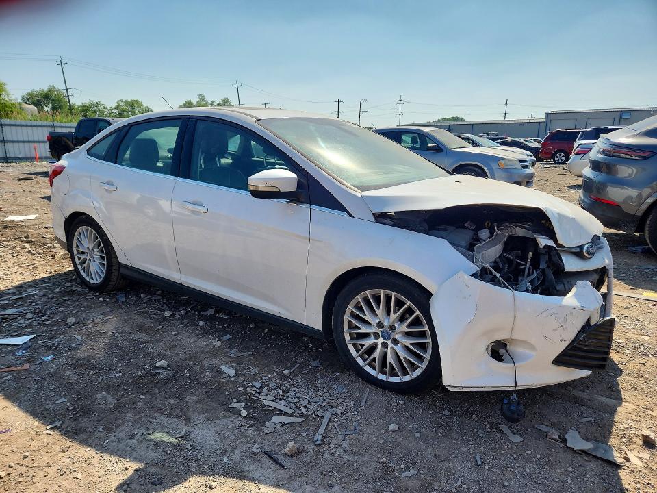 Photo 4 from auction – 2012 FORD FOCUS with VIN 1FAHP3H25CL271540