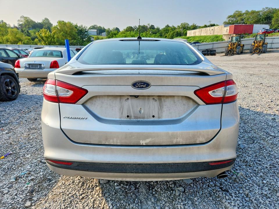 Фото 6 с аукциона – 2016 FORD FUSION с VIN 3FA6P0G77GR312941
