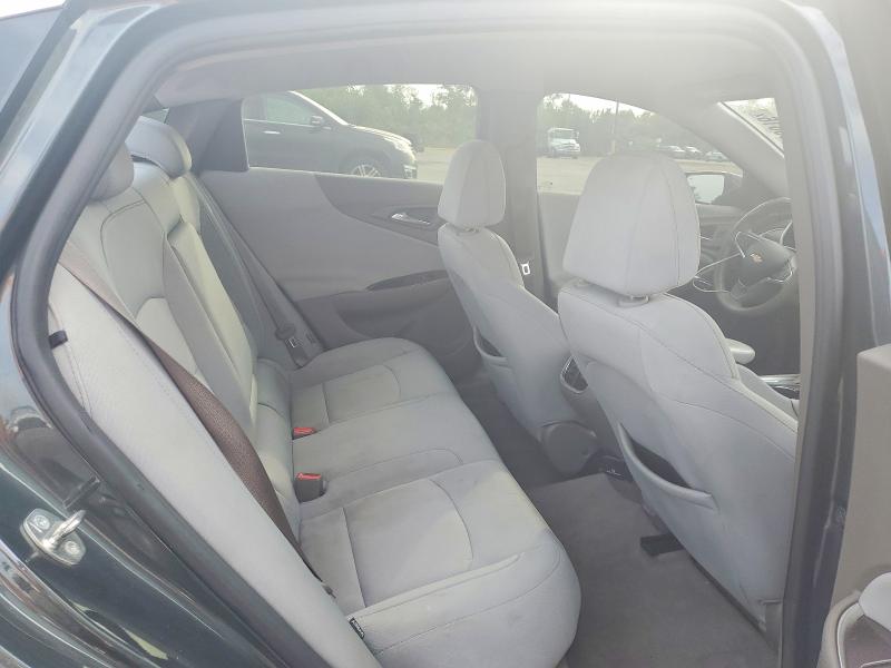 Photo 10 from auction – 2017 CHEVROLET MALIBU with VIN 1G1ZE5ST3HF119949
